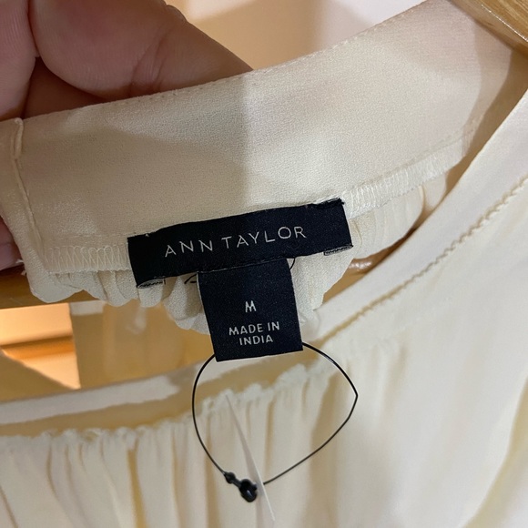 Ann Taylor Tops. Size- M - Picture 14 of 14